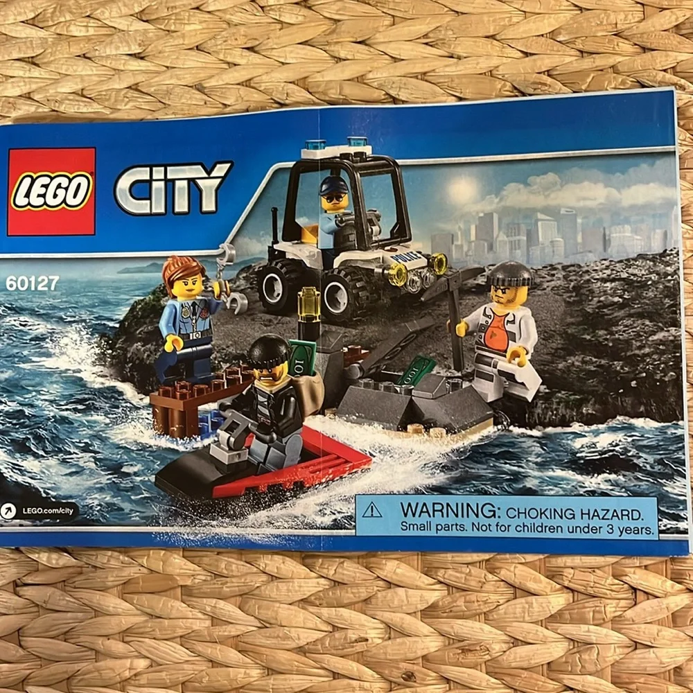Lego City 60127- Prison Island Starter Set